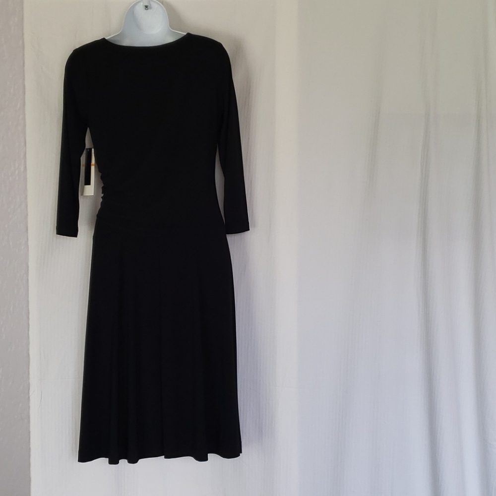 Dress - Picture 7 of 14